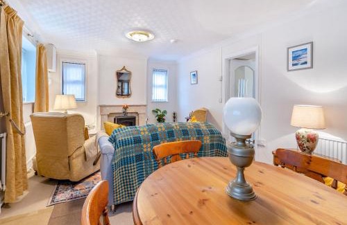 Margam House | Pant Glas Cottage