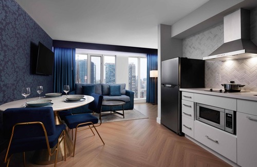 Downtown Toronto Hotel | Pantages Hotel Downtown Toronto