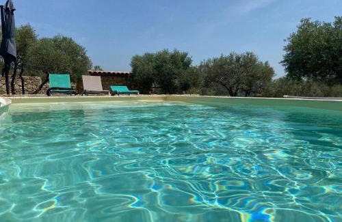 Tavernes Bed & Breakfast | PantaiaHomes - My Little Garden - Piscine - Vue panoramique