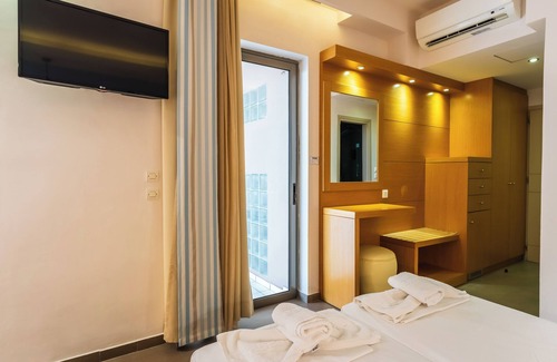 Violi Charaki Hotel | Pantheon Hotel