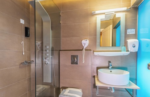 Violi Charaki Hotel | Pantheon Hotel