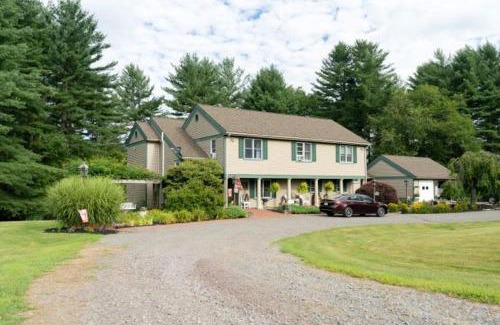 Huntington Mills Bed & Breakfast | Paper Mill Pines Bed and Breakfast