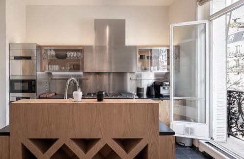 Saint-Thomas-d'Aquin Apartment | Par070 - Luxury apartment in Saint Germain