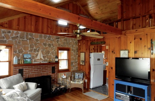 Van Buren Point Cottage | Paradise at the Point! Beautifully updated, spectacular views, steps to the lake