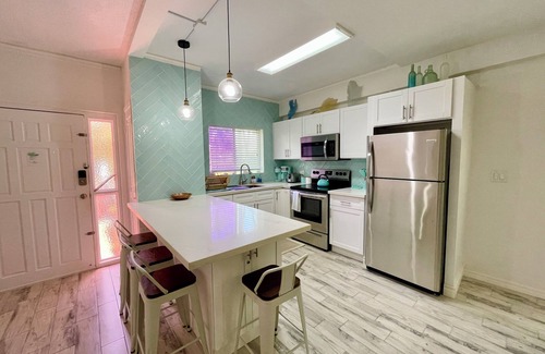 Paradise Island Condo | Paradise Found at Bayview