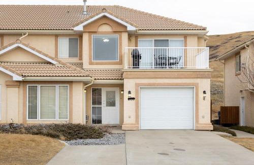 Lethbridge Apartment | Paradise Canyon Golf Resort - Luxury Condo U401