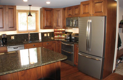 Crested Butte Condo | "Paradise" Condo, Ski In, Walk Out in Crested Butte , 2/2, Great Views, Hot Tub