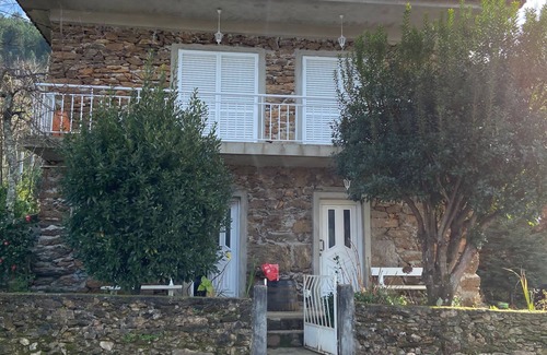 Ribeira de Pena Cottage | Paradise House