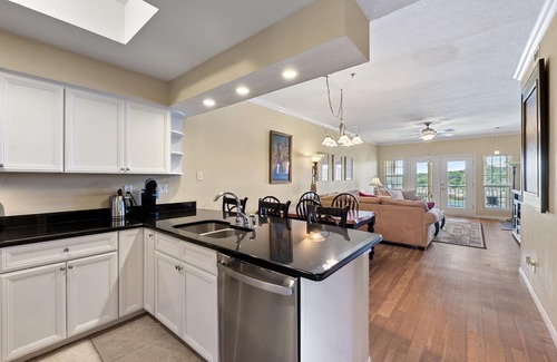 Highland Lake Estates Condo | Paradise Island