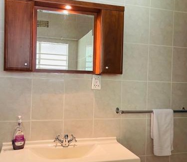 Francistown Apartment | Paradise Palms