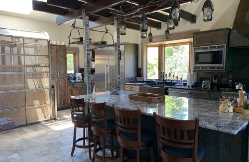 Emigrant House | Paradise Point - Gorgeous custom home overlooking the scenic Paradise Valley!