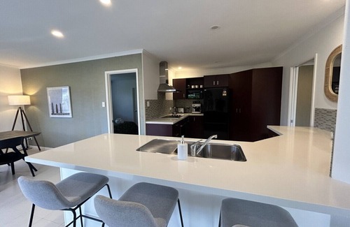 Ruakaka House | Paradise Shores Ruakaka Beach 600m Walk to the Beach