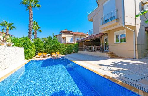 Kadriye Villa | Paradise Town Villa Abel