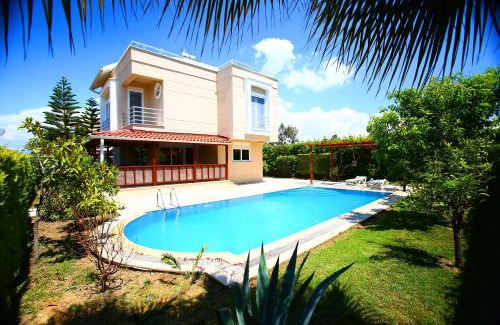 Kadriye Villa | Paradise Town Villa Royal