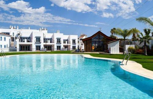 New Golden Mile Apartment | Paraiso Pueblo
