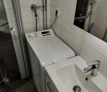 Hyvinkaa Apartment | Parantolankatu modern one room apartment