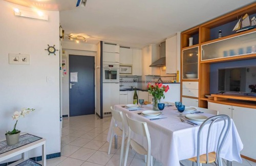Pontaillac Apartment | Parc de Pontaillac by Interhome