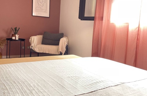 Tomblaine Bed & Breakfast | Parfaites Chambres Dans Maison Proche Gare et Nancy Thermal Avec Petit-déjeuner