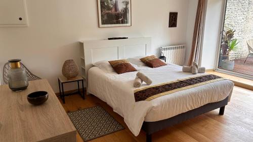 Colleville-Montgomery House | Parfum d'Angkor