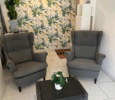 Villeneuve-le-Roi House | PARIS 20 min ORLY Aeroport 10 min Maison Paradis vert