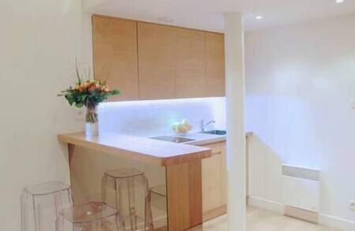 Saint-Merri Apartment | Paris Live, 1 BR/1 BA, 4 people, 430 sq ft