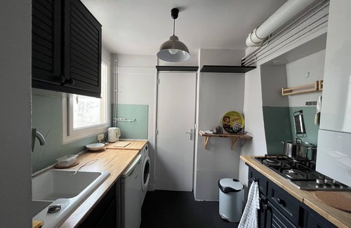 Les Amandiers Apartment | Paris Olympics 2024 Sunny Spacious Loft With View!