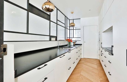 Saint-Germain-des-Pres Apartment | PARISIAN ELEGANCE AT RUE BUCI: STEPS AWAY FROM CAFÉ DE FLORE AND LES DEUX MAGOTS
