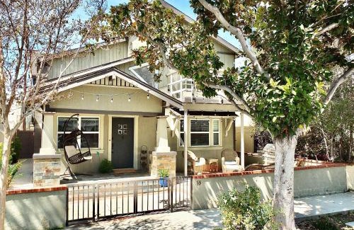 Belmont Shore House | Park Avenue Beach Paradise - Chic & Secluded 4 BDR