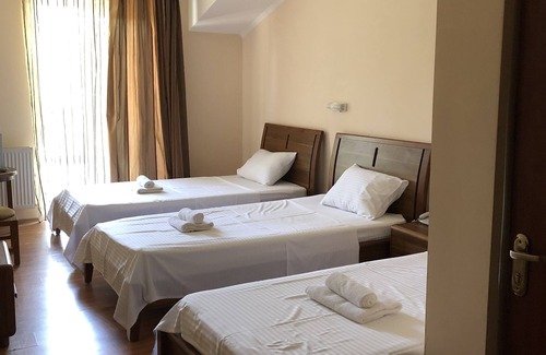 Kutaisi Hotel | Park Hotel Imeri