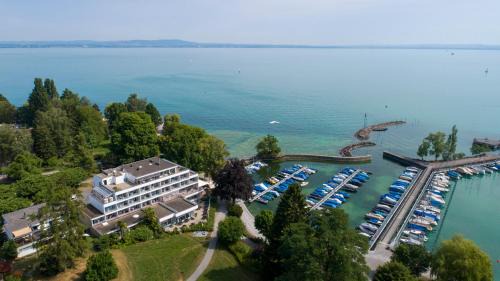 Romanshorn Hotel | Park - Hotel Inseli