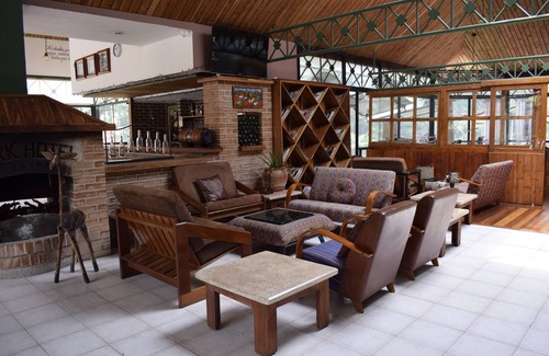 Santa Cruz Verapaz Hotel | Park Hotel Resort