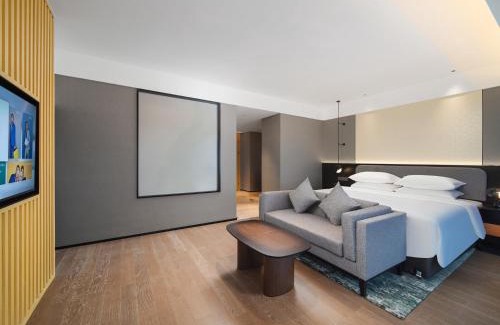 Xindu Hotel | Park Inn by Radisson Chengdu FengHuang Mountain Sports Park