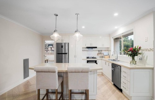 Park Orchards House | Park Oasis by Ready Set Stay