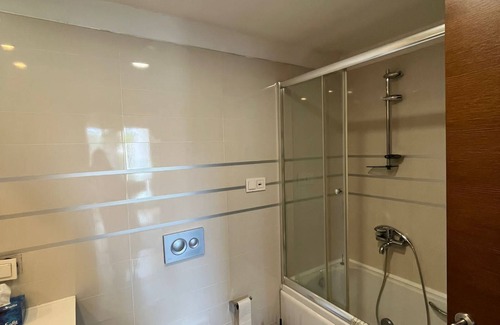 Cankaya Apartment | Park Vadi Lux Apartmen near valley and Atakule, very close to all embassies