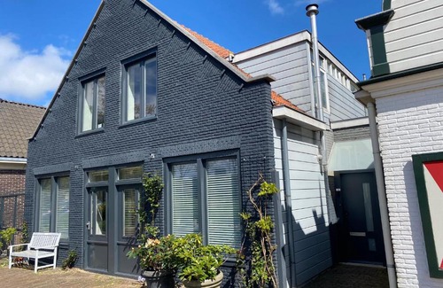 Amsterdam North Apartment | Park View Apartment
