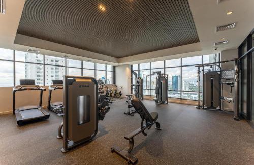 Costa del Este Apartment | Park View Loft