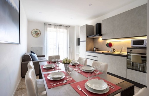 Ortica Apartment | [Parking & Comfort] NEW Spacious Apt up to 8 Pax