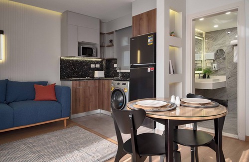 Heliopolis Apartment | Parkside Boutique Furnished Apartments