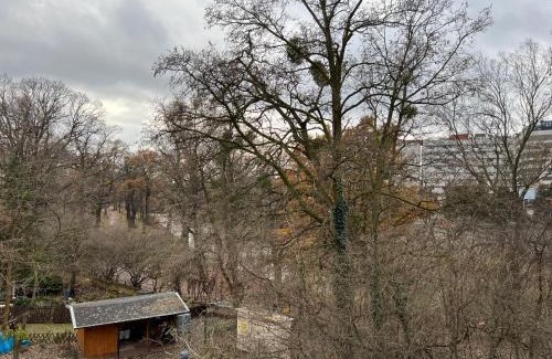 Srodmiescie Apartment | Parkside Charm by the Odra River near ZOO