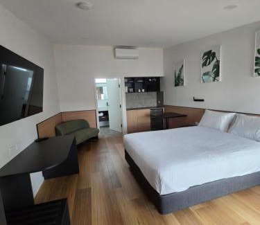 Parkes Hotel | Parkview Motor Inn