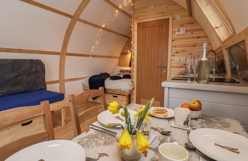 Driffield Cottage | PARLIAMENT, pet friendly, character holiday cottage in Bridlington