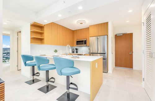 Ala Moana Apartment | Partial Ocean-City Vacation Condo at Sky Ala Moana with Amazing Amenities