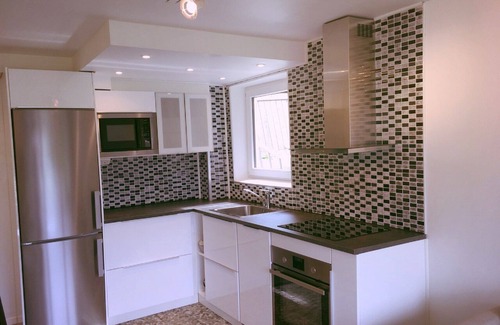 Partille Villa | Partille Homestay. 4 rooms with kitchen.