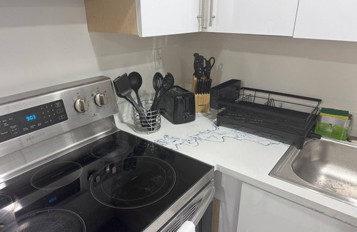 Pembroke Pines Apartment | Pasadena Lakes Retreat 2 beds studio in charming Pembroke Pines