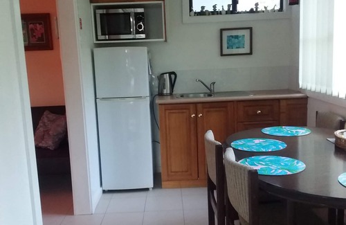 Thirroul Villa | Pass and Pause Bedsit Holiday Accommodation