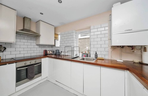 Leyton House | Pass the Keys | Modern 4BR Home W. Private Garden & Outdoor Space