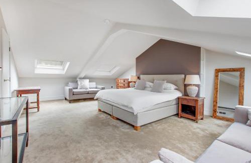 Cowden House | Pass the Keys Perfect and peaceful countryside retreat