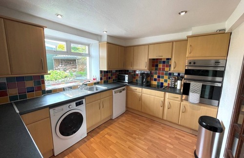 Castle Douglas House | Pass the Keys | Spacious 3BR Cottage in Beautiful Rural Setting