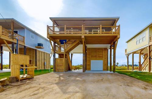 Gilchrist House | Pastel Sands