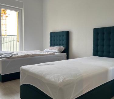 Eutritzsch House | PATAMA Apartment Leipzig Nord, Halle, nähe BMW, Porsche, DHL, Schenker, Siemens, TAKRAF, Stankt Georg Klinikum